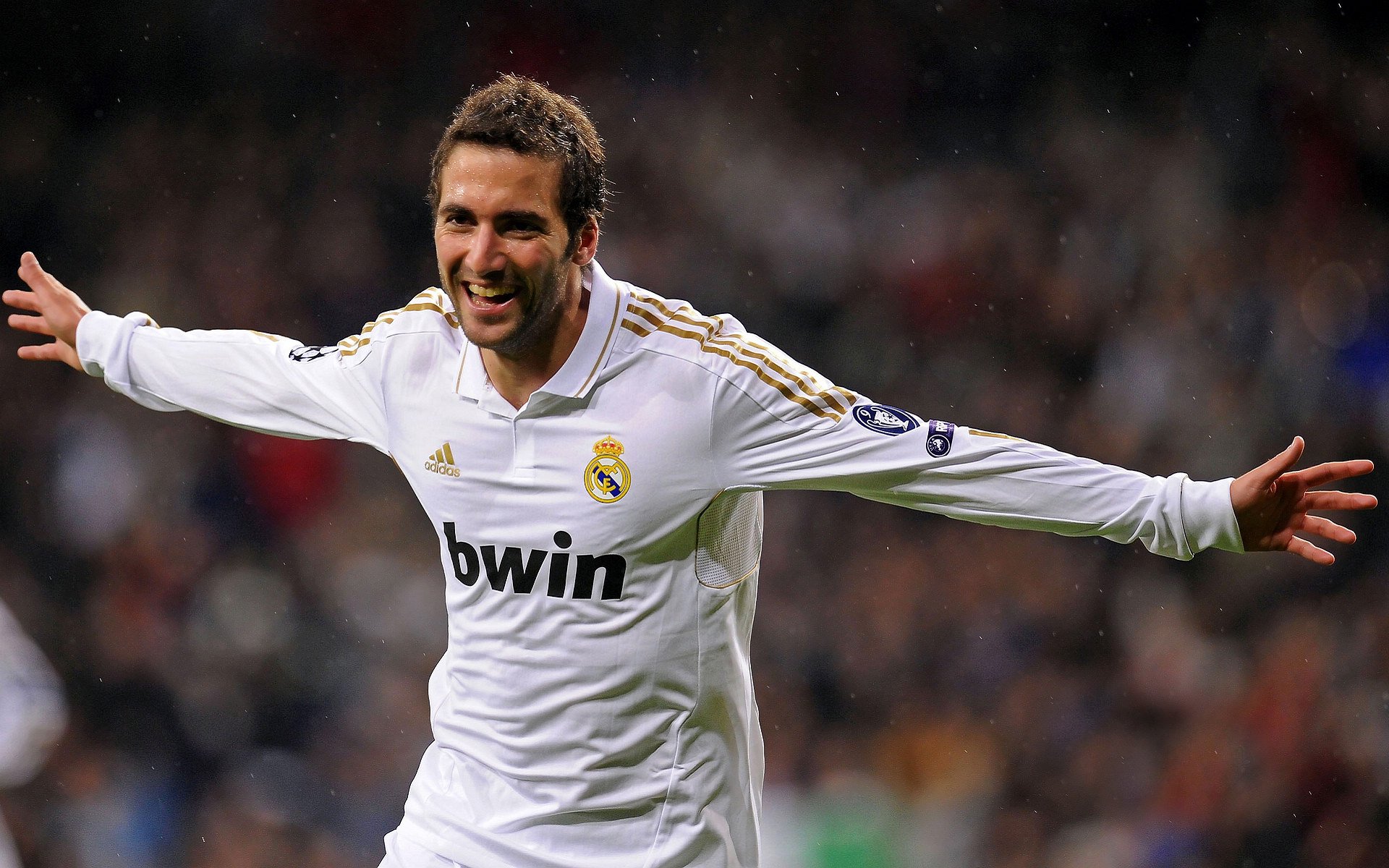 开云体育官网-芬兰战术压制皇马，卡马文加如何成为安切洛蒂的北欧密钥