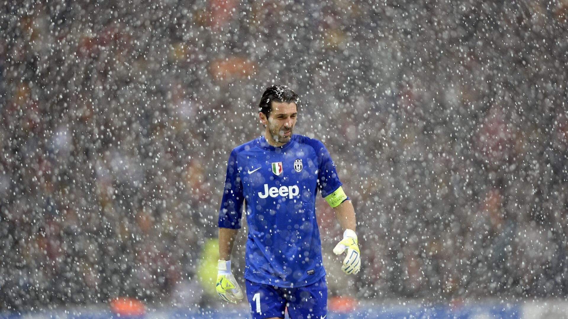 开云APP-西甲国家德比之夜,孔德铁幕降临,诺坎普见证防守的艺术